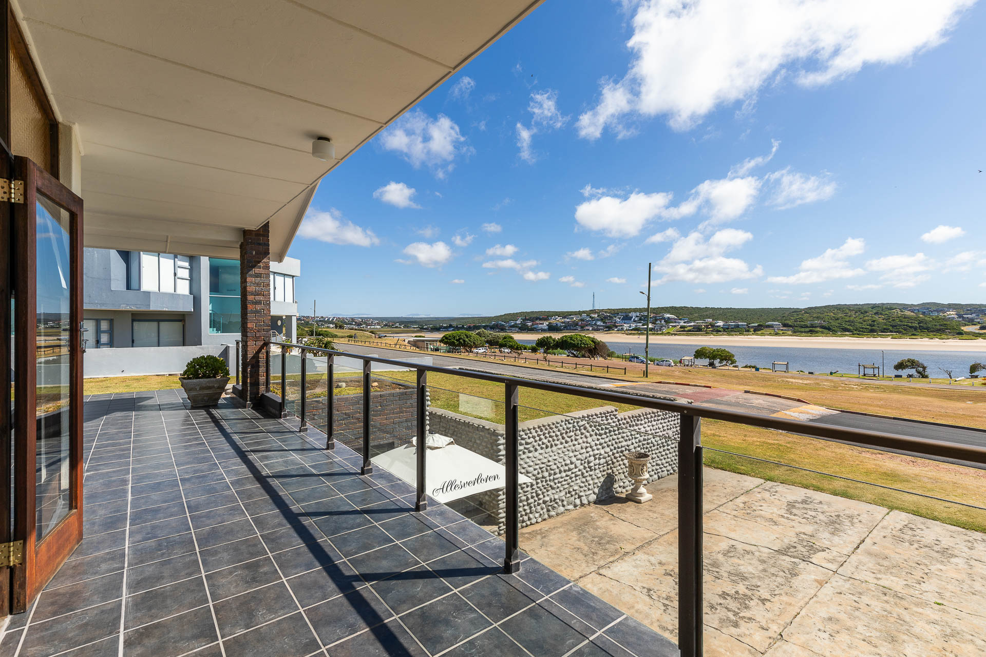 6 Bedroom Property for Sale in Stilbaai Wes Western Cape